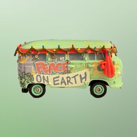Disney Pixar CARS 2 Peace Filmore DieCast VW Bug Car Van 1:66 B4 - Picture 6 of 6